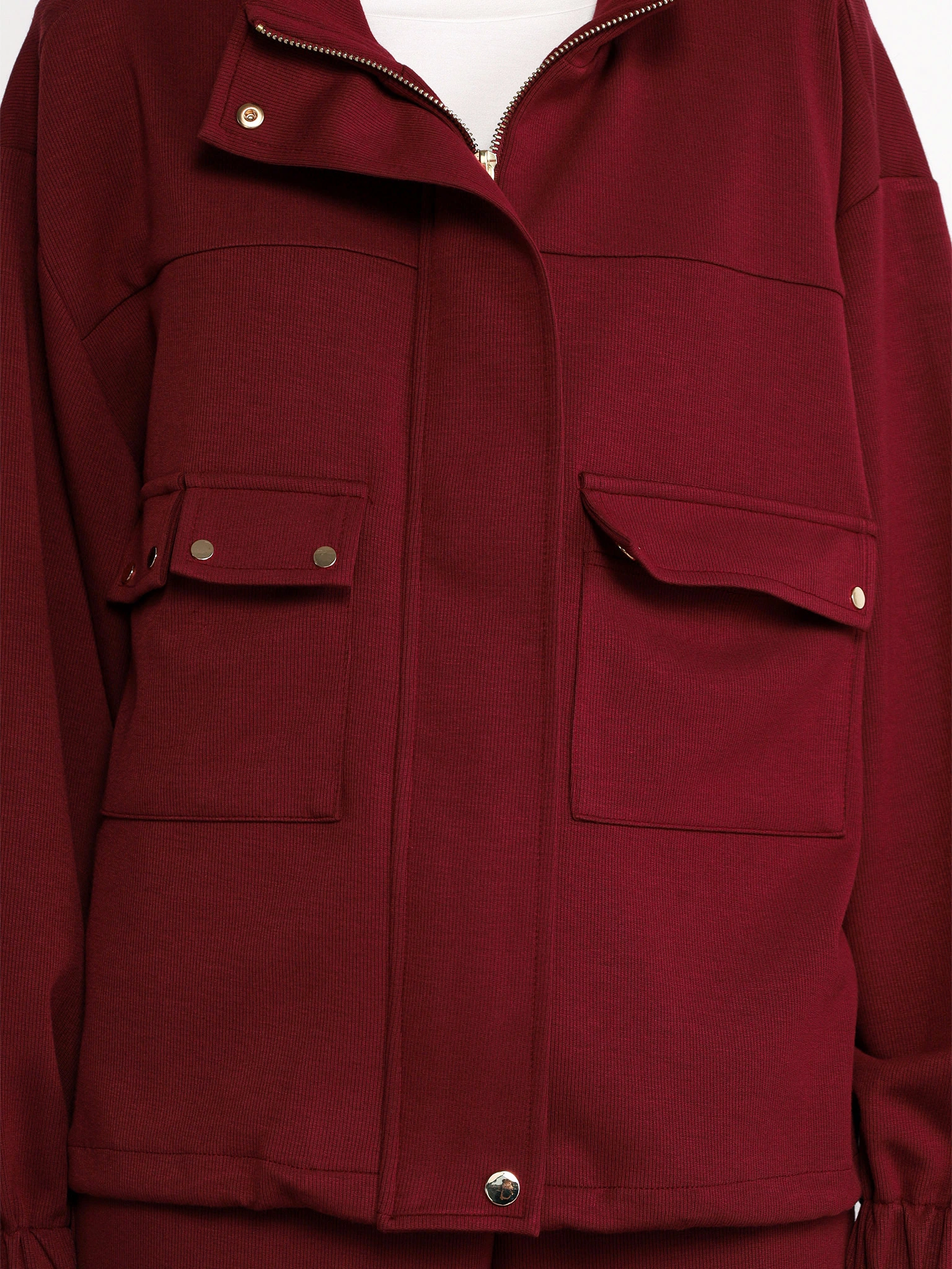 Куртка трикотажная бордового цвета с кулиской по низу